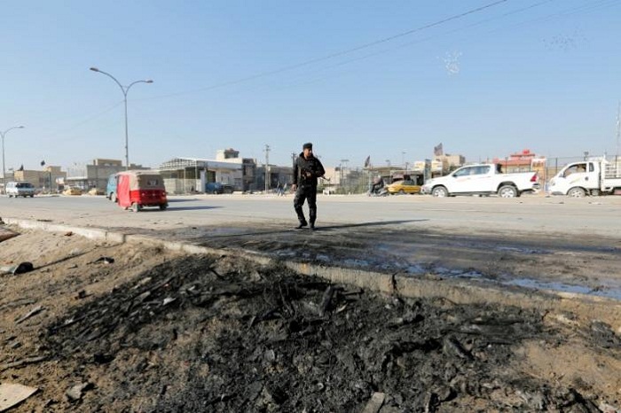Islamic State car bomb kills six in Baghdad 